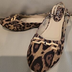 Victoria K Brown and Gold Leopard Print Slingback Flats